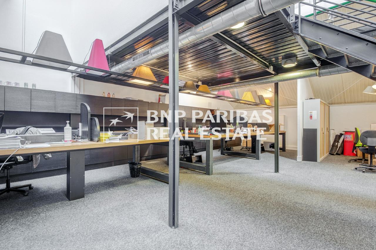 Bureau Clichy 370m² Location bureau Clichy Hauts-de-Seine OLBUR2100592 1